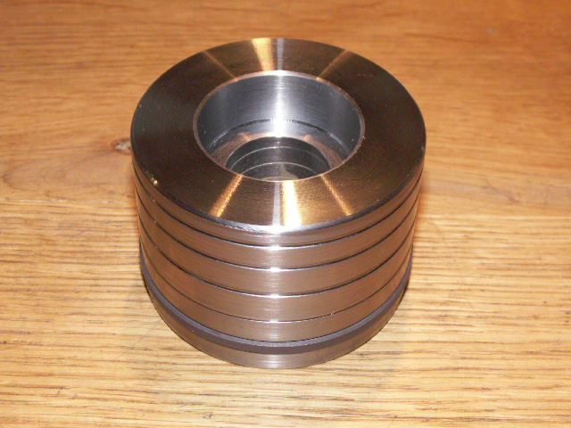 Fabrication piston de vérin de mini - pelle